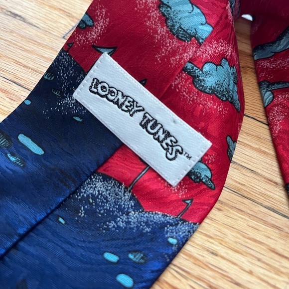 Vintage Daffy Duck Necktie / Looney Tunes / 90s / Golf - Picture 5 of 5